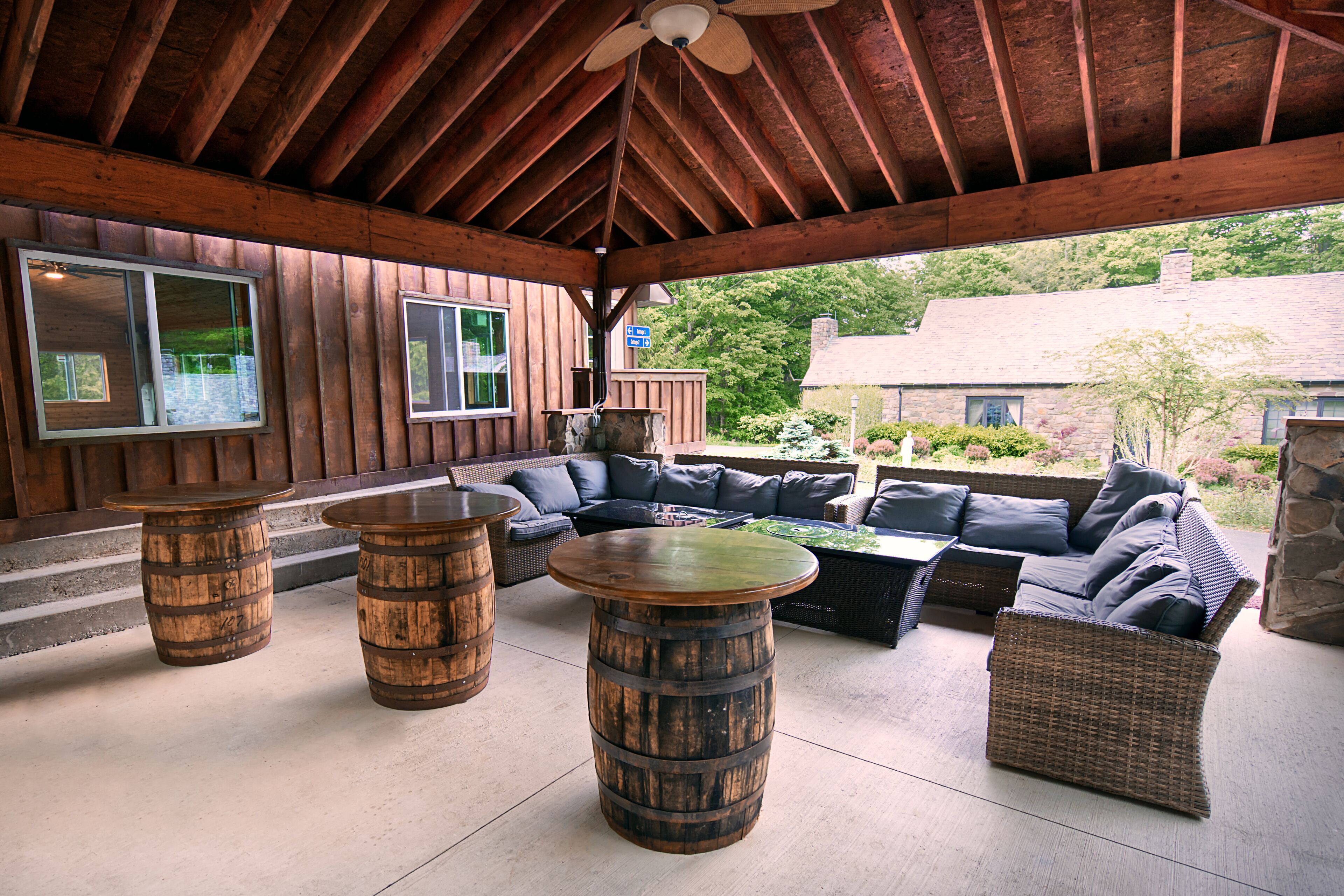 16 Best Vacation Rentals With Private Pool In Poconos Mountains