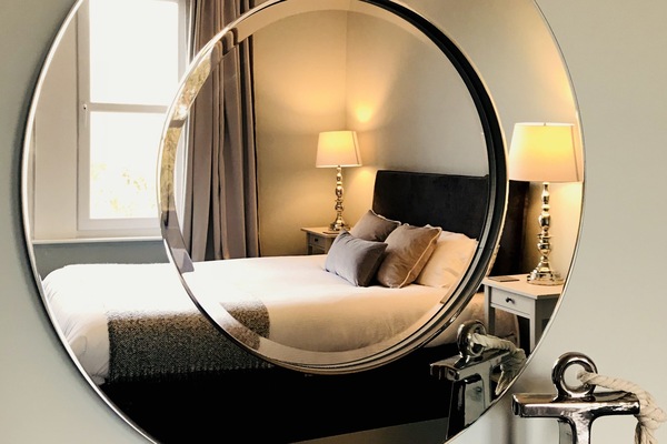 6 Schlafzimmer, Bügeleisen/Bügelbrett, Reisekinderbett, WLAN