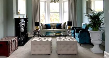 Luxury Edwardian house in Whitby with parking