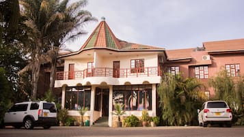 Fachada da propriedade