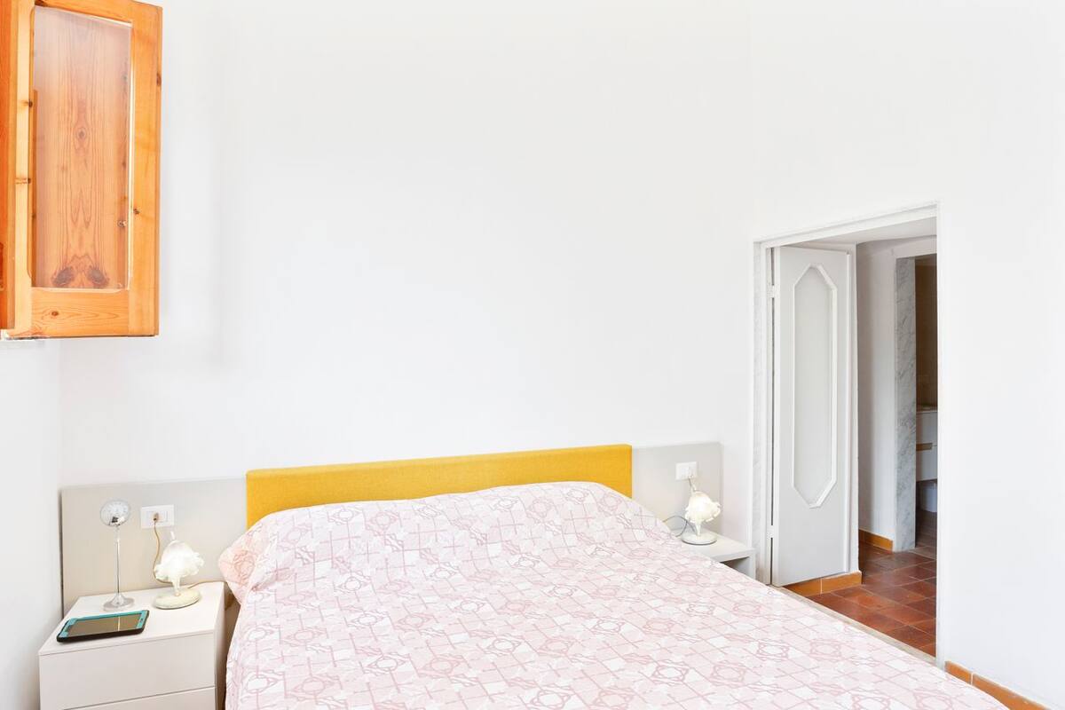 Down duvets, memory-foam beds, desk, bed sheets