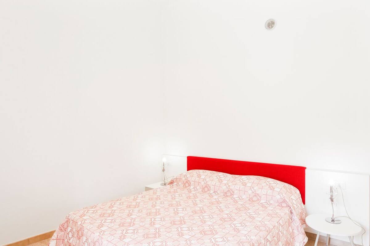Down duvets, memory-foam beds, desk, bed sheets