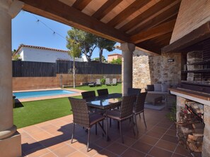 Outdoor dining - Magica CostaBravaSi - Pool, A/C, garden, BQ (Santa Cristina d'Aro)