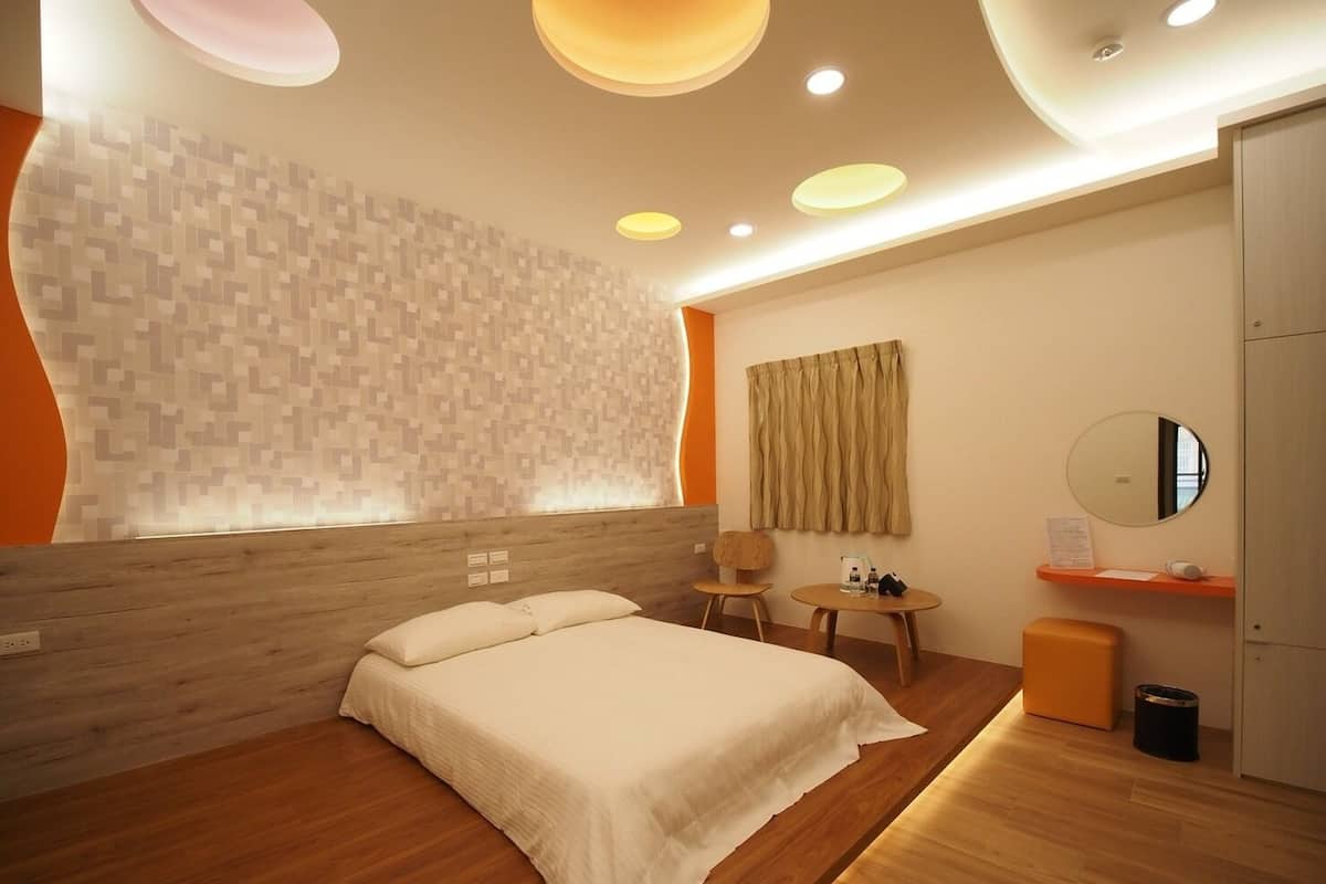 Business Room, 1 Double Bed, Balcony, City View