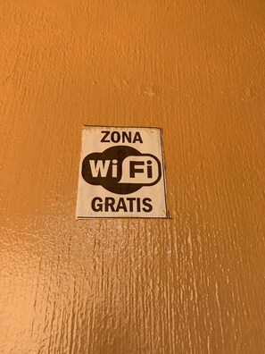 City Room, 1 Bedroom, Smoking | Room amenity