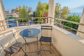 Honeymoon Room | Minibar, in-room safe, desk, soundproofing - Siete Hotel (Antalya)