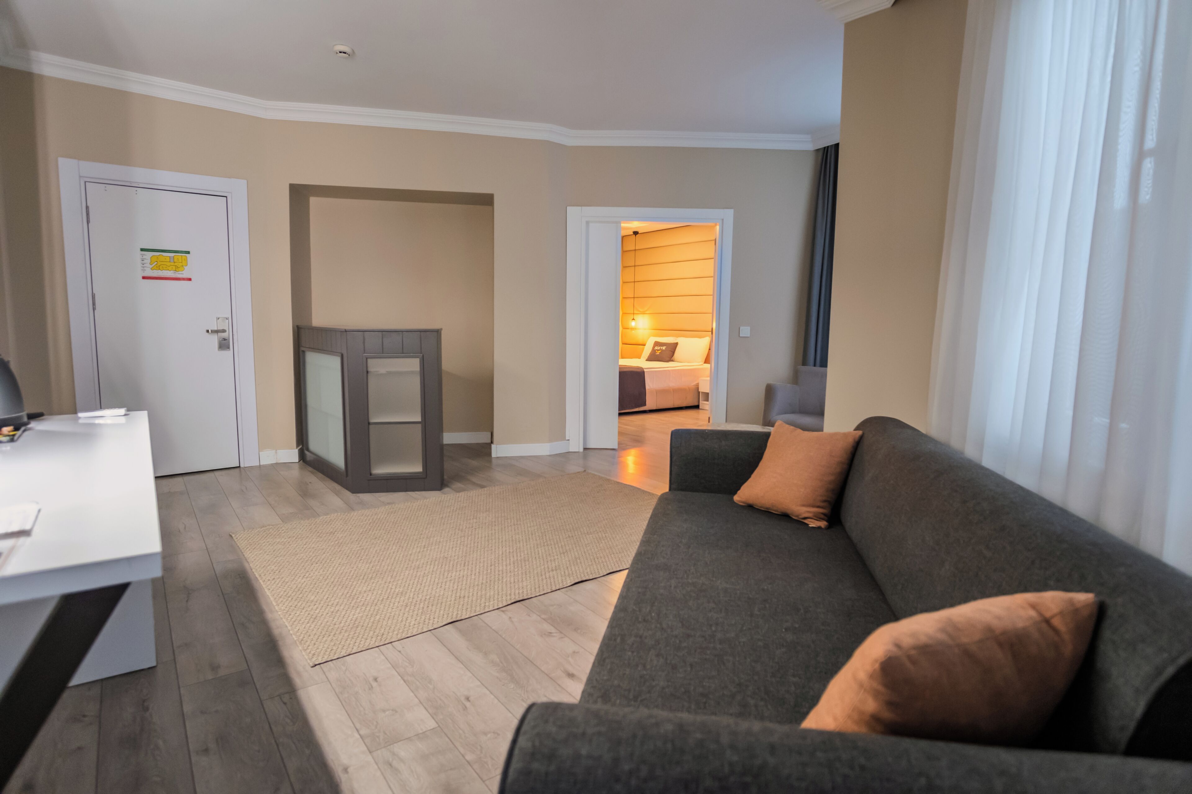 Suite, Whirlpool | Wohnbereich | LCD-Fernseher