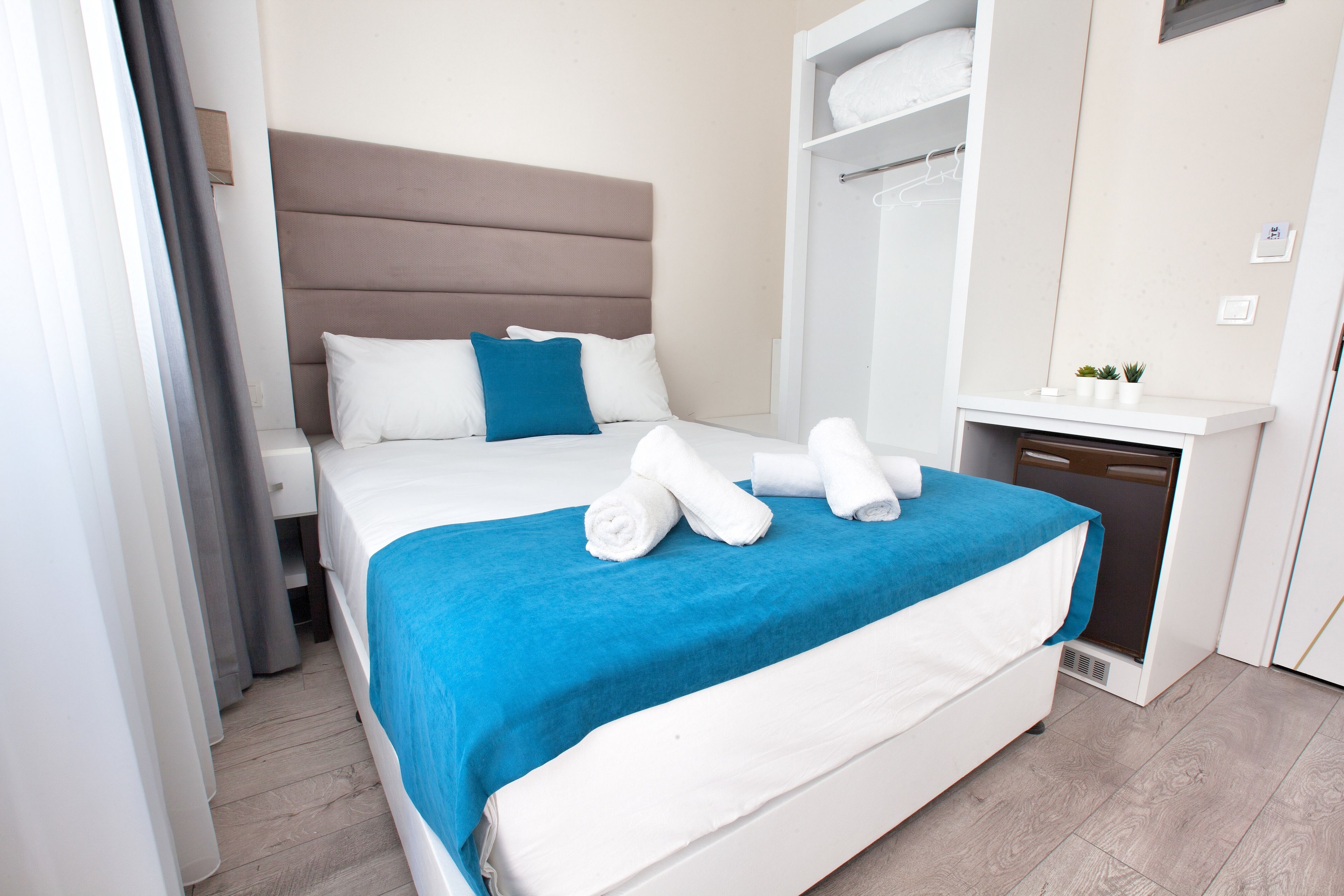 standard single room | 1 bedroom, minibar, desk, soundproofing