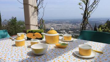 Ristorazione all'aperto