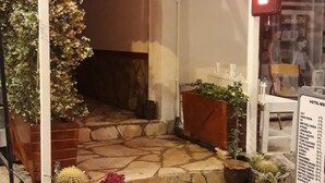 Unclassified image, 5 of 9, button - HOTEL SEBAT (Cesme)