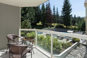 Property grounds - Alpine condo w/ pool & hot tub (Whistler)