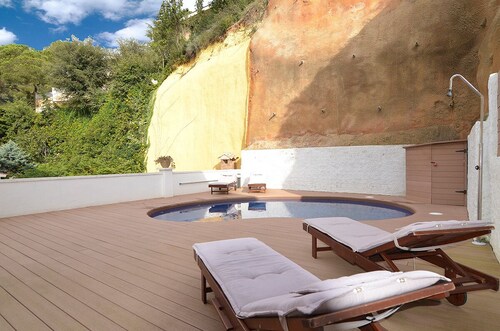 Club Villamar - Villa de vacances près de Lloret de Mar avec une ambiance chaleureuse sur la Cost...