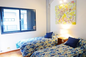 2 dormitorios, tabla de planchar con plancha, wifi gratis y ropa de cama