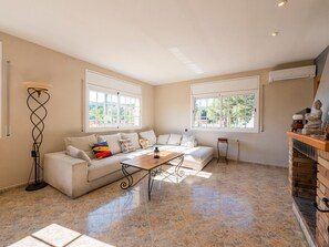 TV connectée, cheminée