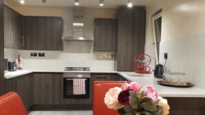 Private kitchen - The Stafford (Caterham)