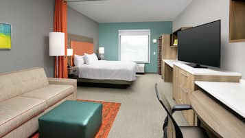 Premium bedding, in-room safe, desk, blackout drapes