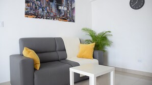 Comfort Apartment, City View | Living room | 40-inch LED TV with cable channels, TV - Two Bedrooms Apt Los Prados-TERRACE-GYM (Santo Domingo)