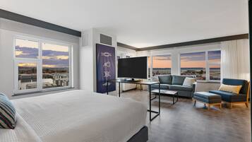 Pillowtop beds, in-room safe, desk, laptop workspace