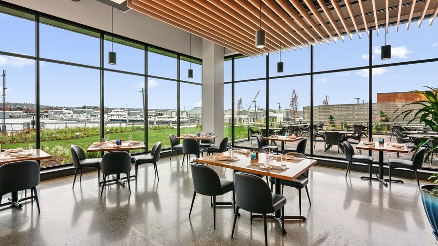 Hotel Indigo Everett - Waterfront Place by IHG