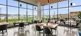 Hotel Indigo Everett - Waterfront Place by IHG