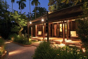 Deluxe tweepersoonskamer, bad (Vong Canh) | Uitzicht op de binnenplaats