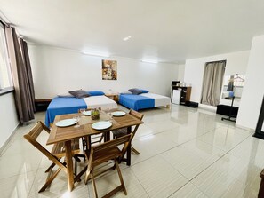 1 bedroom, desk, iron/ironing board, free WiFi - Magnificent Studio in the heart of Papeete (Papeete)