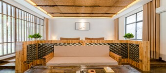 FLORAL HOTEL ANGEL HOUSE