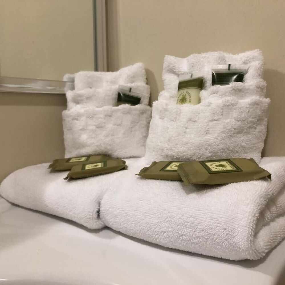 Corinna Wilderness Village by null