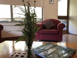 Bed sheets, wheelchair access - Corinna Wilderness Village (Corinna)