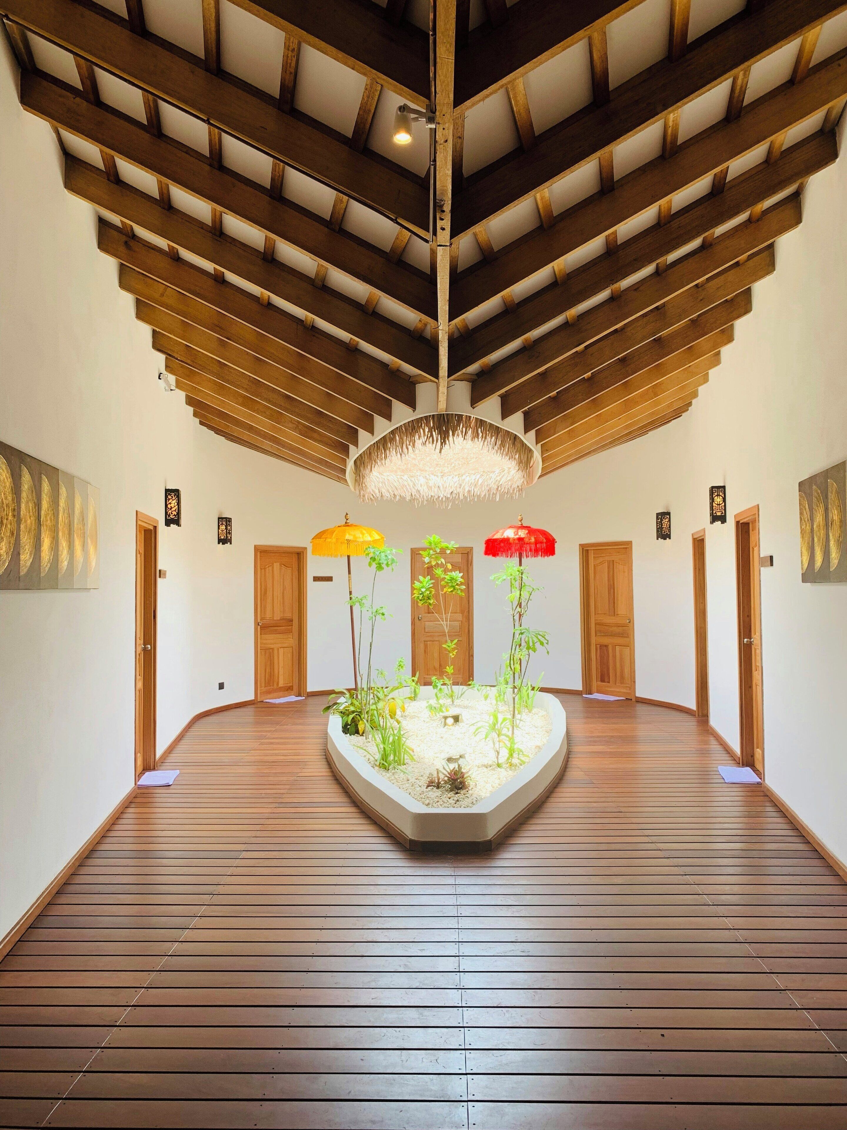 body treatments, deep-tissue massages, body wraps, body scrubs, facials