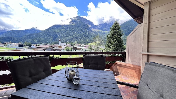 Apartment, 1 Bedroom, Patio, Mountain View (1) | Terrace/patio