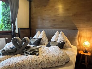 Apartamento, 1 quarto, varanda, no piso térreo | Wi-Fi de cortesia, roupa de cama