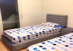 2 bedrooms