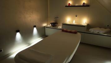 1 Behandlungsraum, Massageanwendungen
