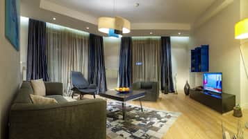 Premium Apartment | 2 bedrooms, premium bedding, in-room safe, individually decorated