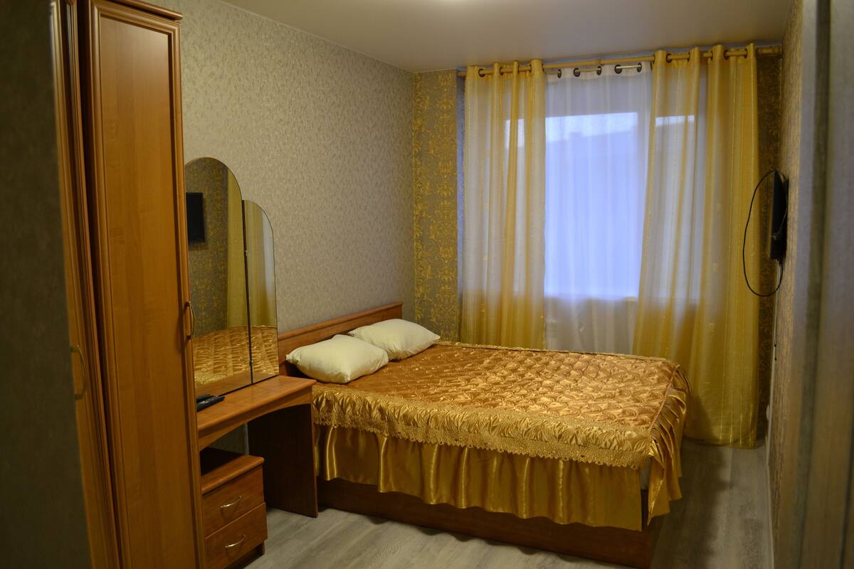 Economy Double Room (Hohloma) | Ruang tamu | TV skrin rata