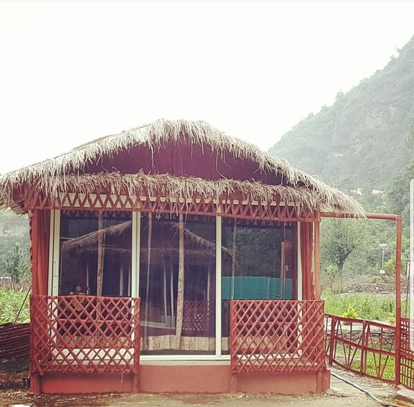 Exterior - Small Town Sadhupul Cottages - River Retreat (Solan)