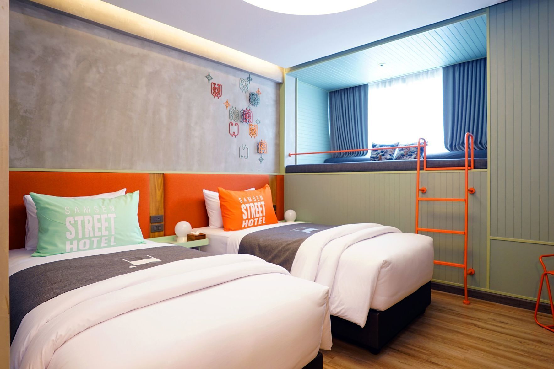 Literie de qualité supérieure, minibar, décoration personnalisée