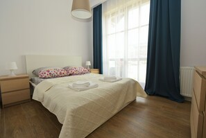 Apartment, Terrace | 1 bedroom, iron/ironing board, cots/infant beds, free WiFi - Poduszka Apartamenty Zdrojowe (Naleczow)