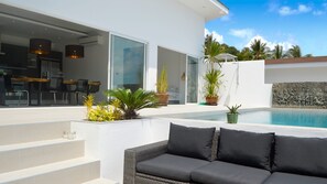 Outdoor dining - Villa Marianne - Amazing Sea view three bedroom villa Chaweng beach (koh samui)