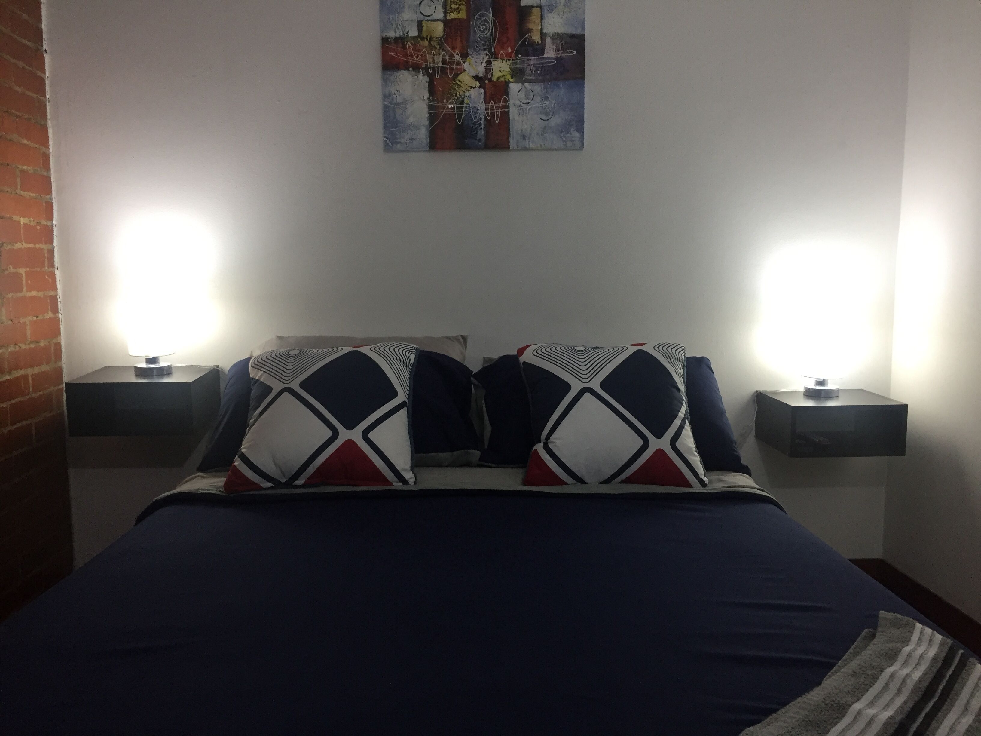 2 chambres, fer et planche à repasser, accès Internet, draps fournis