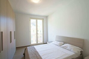 2 Schlafzimmer, Bügeleisen/Bügelbrett, Reisekinderbett, kostenloses WLAN
