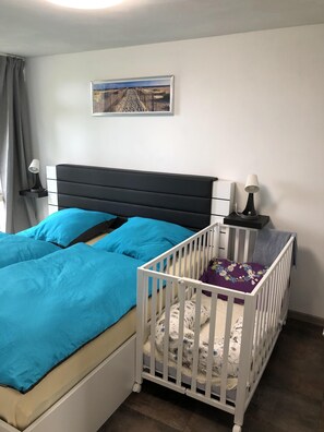 2 bedrooms, in-room safe, iron/ironing board, WiFi - Holiday house dune bungalow in holiday park Klepperstee (Ouddorp)