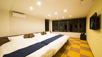 Habitación básica, vista a la montaña | Ropa de cama de alta calidad y caja de seguridad en la habitación