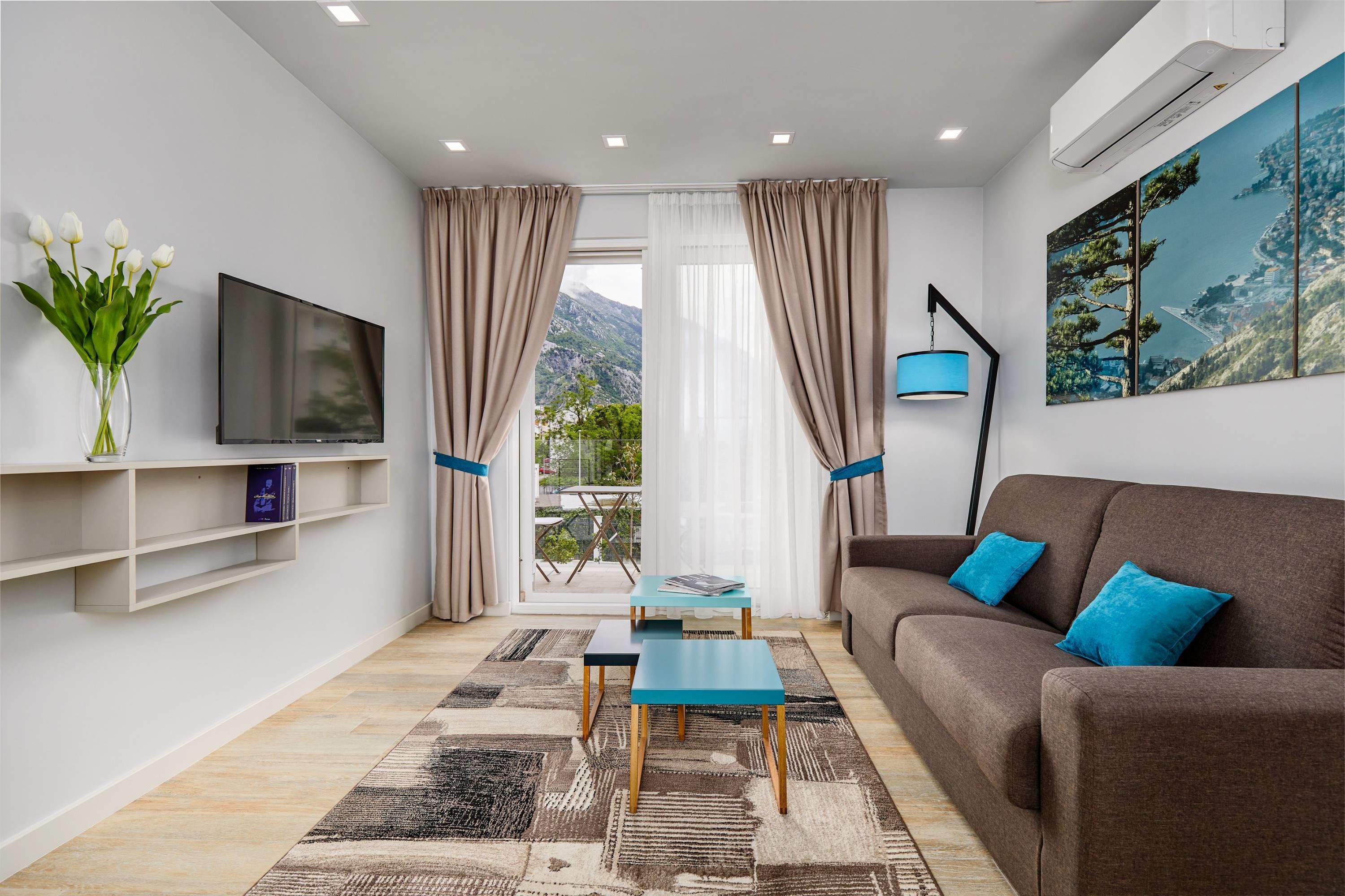 Minibar, caja de seguridad en la habitación y sistema de insonorización 