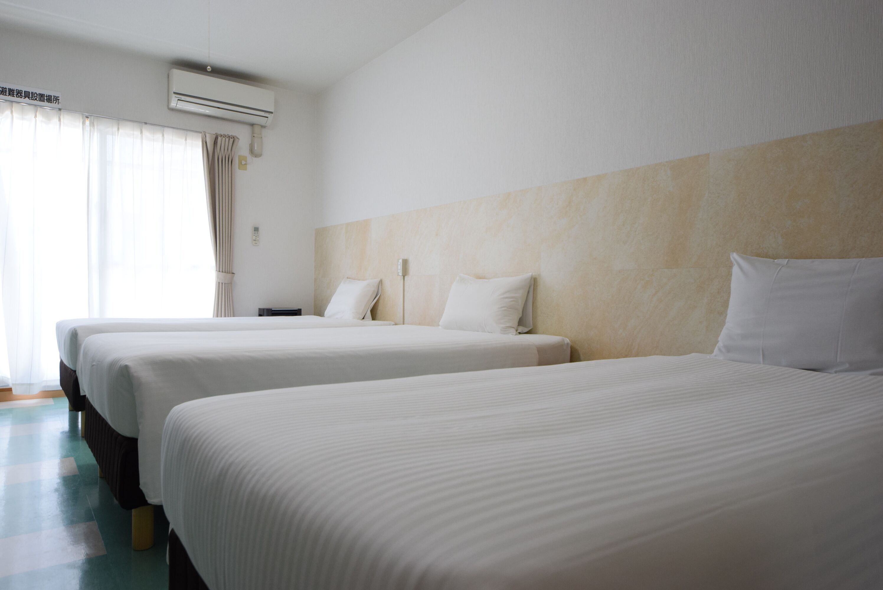 triple room | individually decorated, individually furnished, free wifi, bed sheets