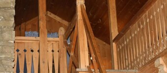 Big beautiful romantic early 1800 authentic cabbin close to Gardermoen!