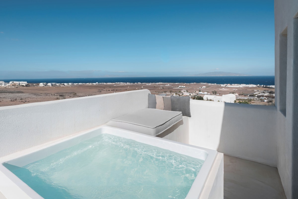 Superior Suite with Sea View and Outdoor Hot Tub | 1 개의 침실, 이집트산 면 시트, 고급 침구, 오리/거위털 이불