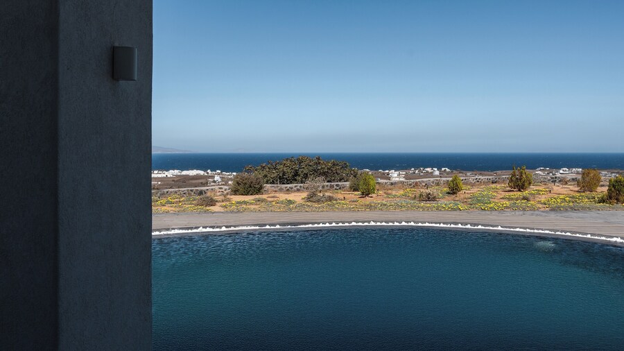 Danae Suites Santorini