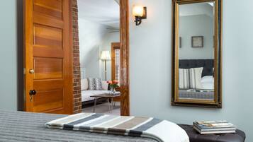 Birchcroft | Blackout curtains, iron/ironing board, free WiFi, bed sheets